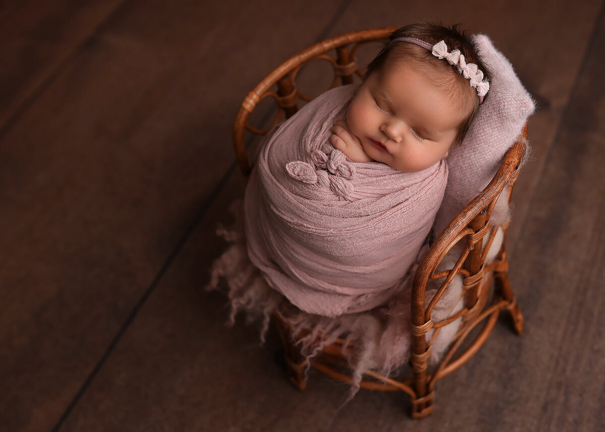 Edmonton Newborn Photography_Kelsie Kelly Photographer new 2024 (17)