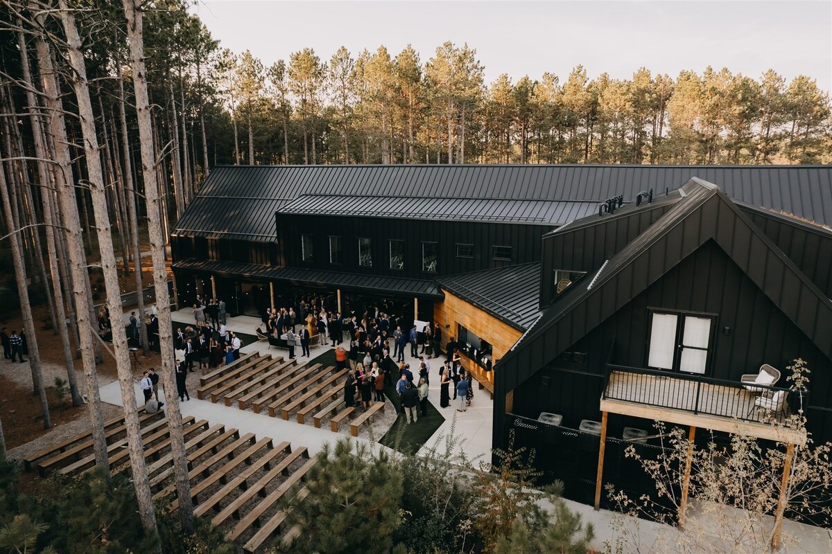 Pinewood Events - Minnesota Modern Nature Inspired Wedding Event Venue - @winsome_photos -4