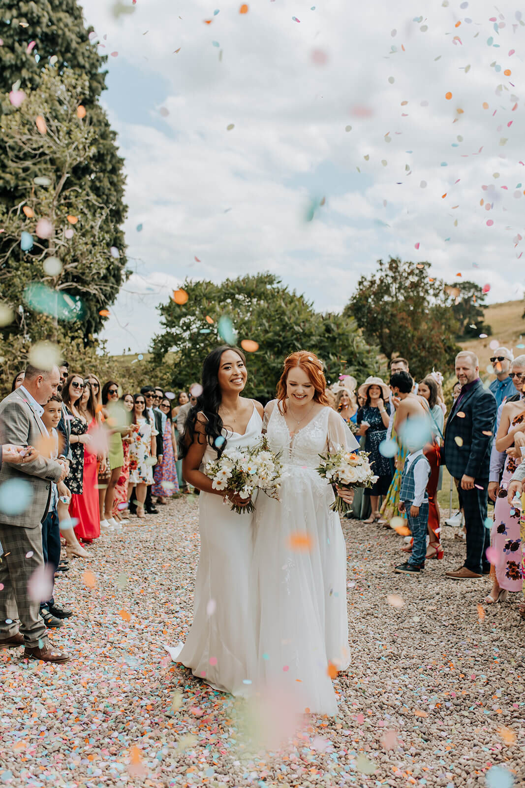 Issy-and-Bella-Floral-Design-Wedding-Florist-Herefordshire-Lyde-Court-A-L8