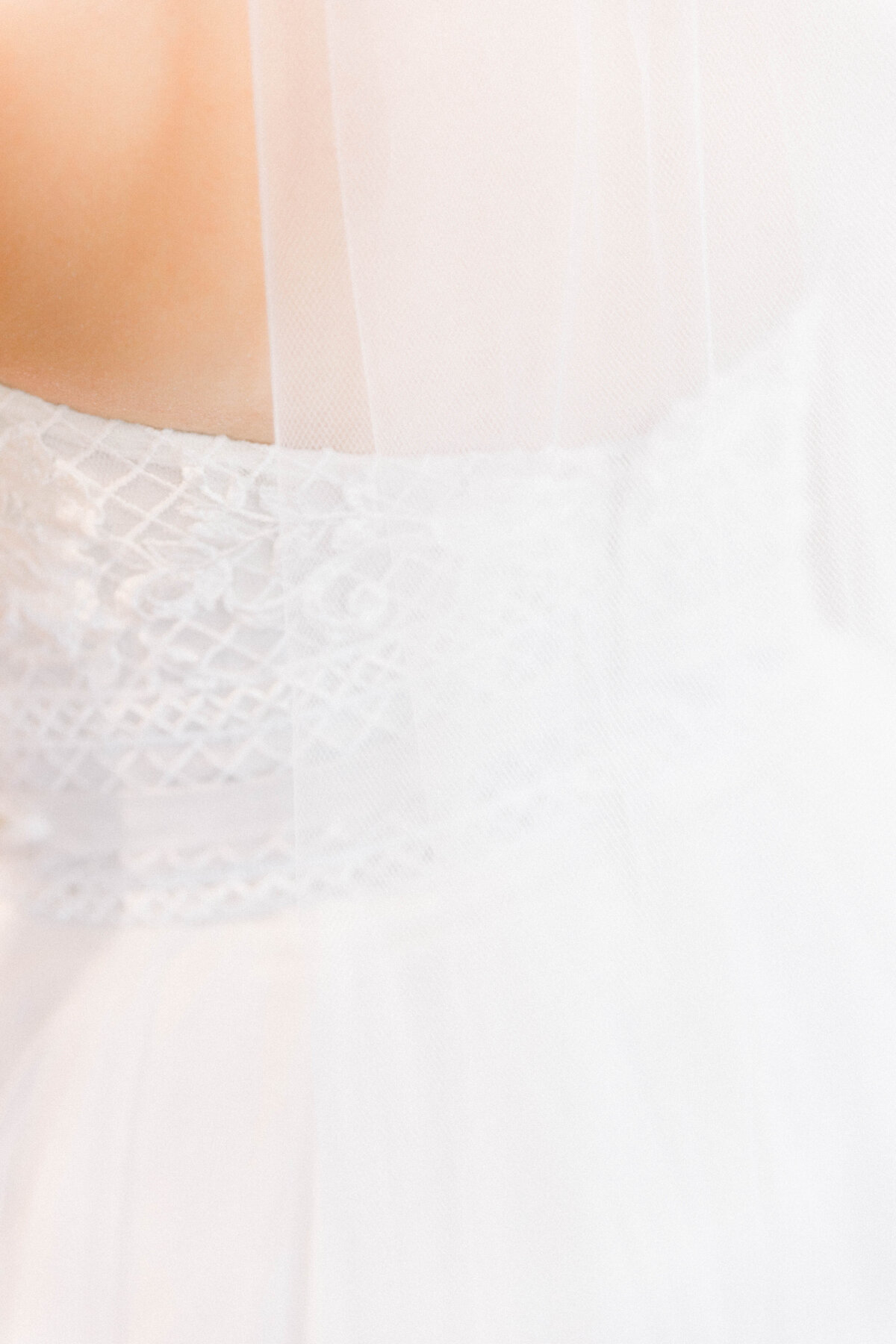 KendraBrettGettingReady-114