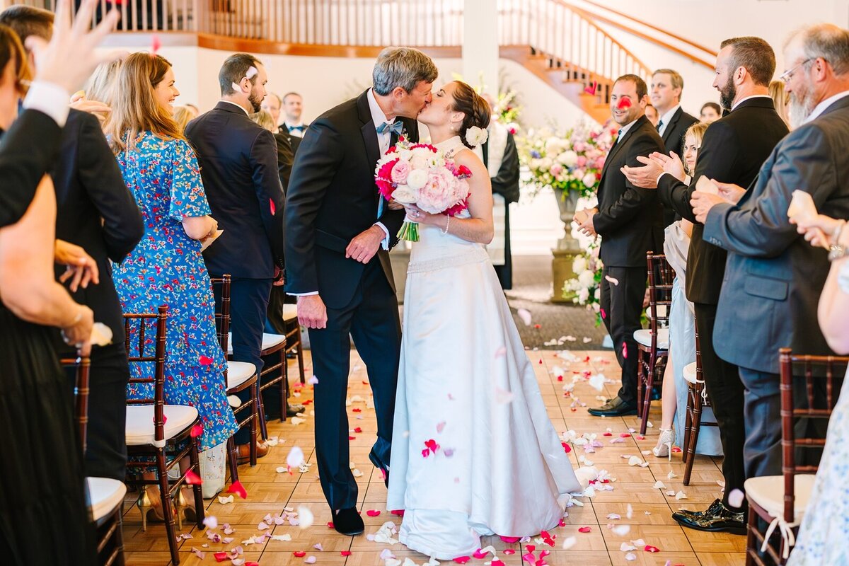Modern_Black_Tie_Rainy_Summer_Wedding_Spruce_Point_Inn_Maine_Photography_0038