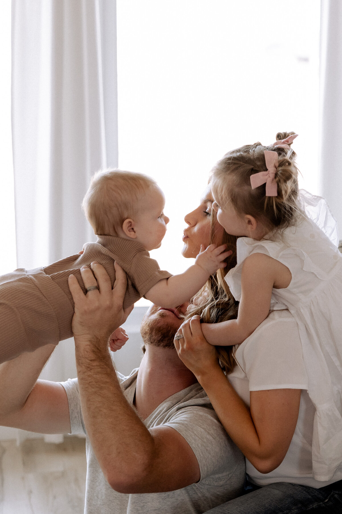 mary-wiebe-family-session (6)
