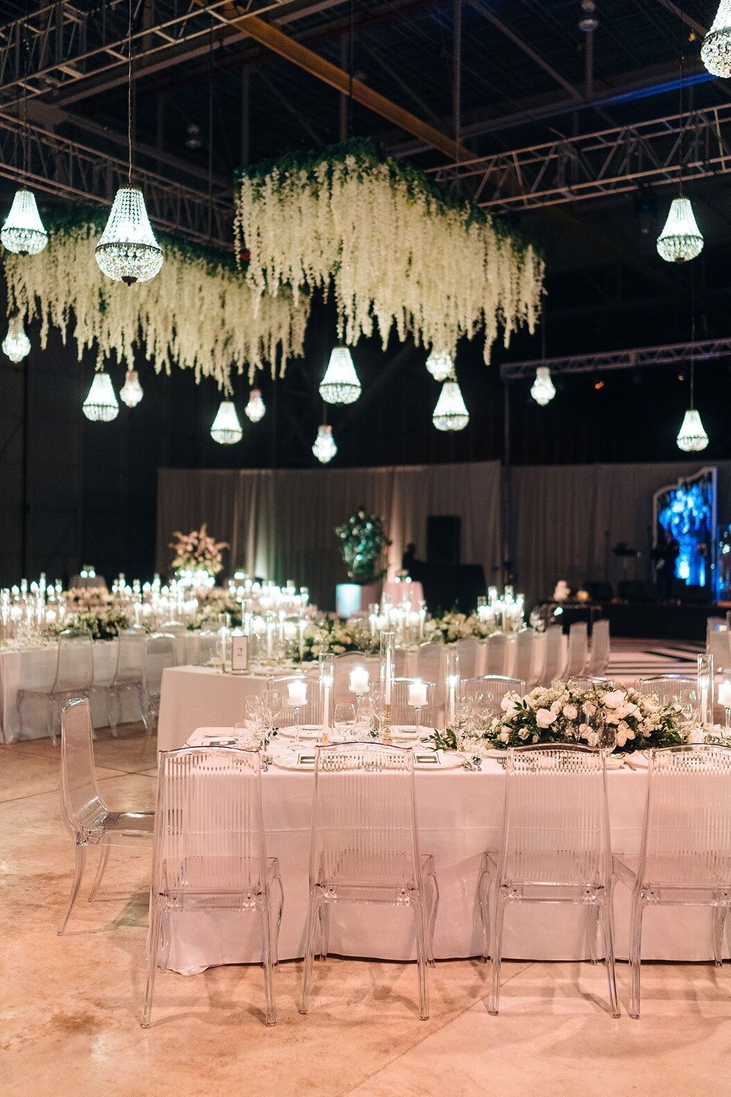 Airplane Hangar-Bermuda-Wedding-Dasfete-17