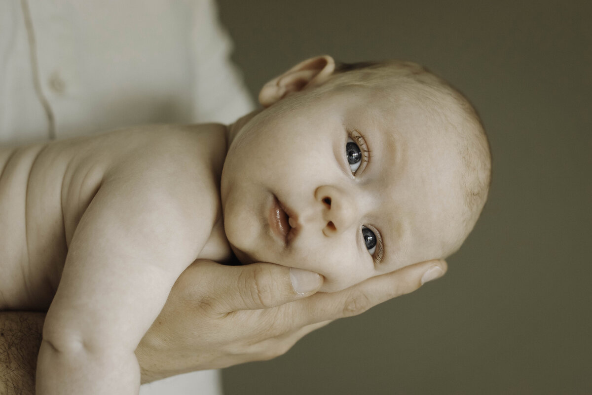 Newborn fotograaf limburg, Newborn fotograaf, Newborn fotograaf haelen, Newborn fotograaf roermond, Newborn fotograaf leudal, Newbornshoot haelen, Newborn shoot leudal, Newborn shoot roermond, Newborn fotografie in de buurt van haelen