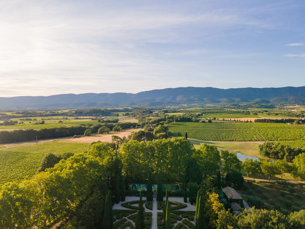 Luxury-wedding-venues-Provence