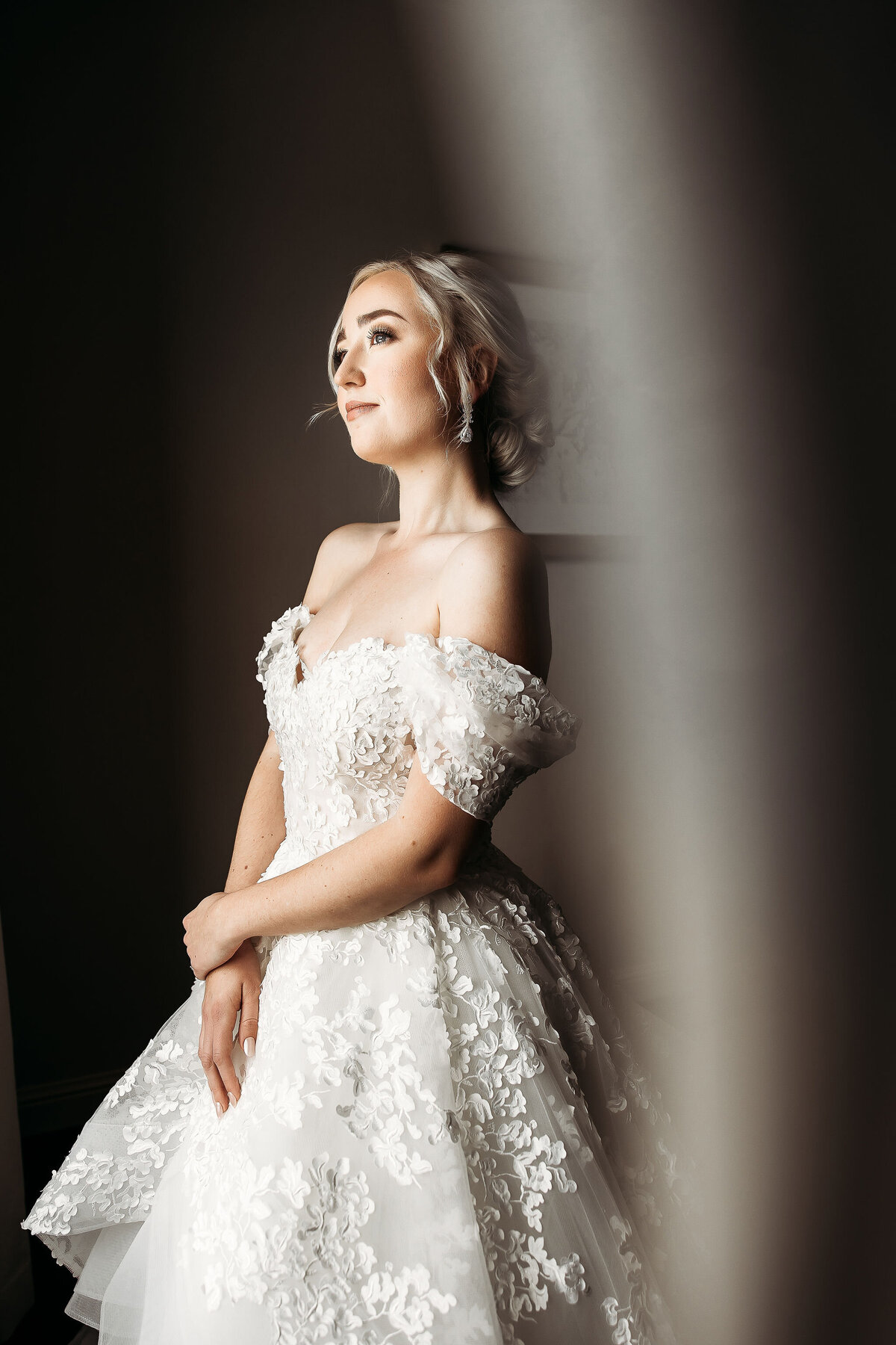 Bride-Posing