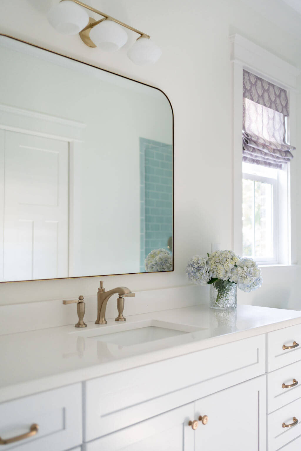 sweet southern home craftsman cutie white bathroom