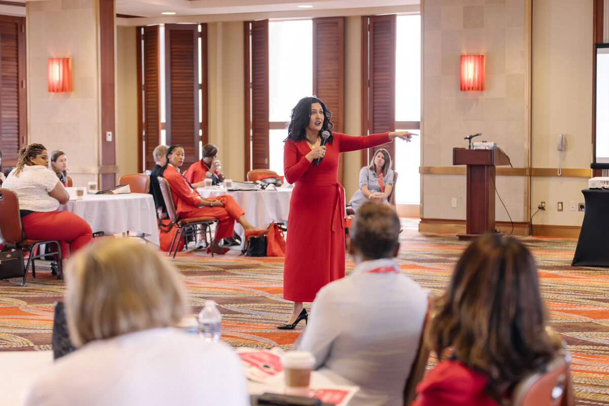 Dr Marisol Weymouth - Leadership Development Keynote Speaker Strategic Alignment Change Management Specialist - In Action -  9