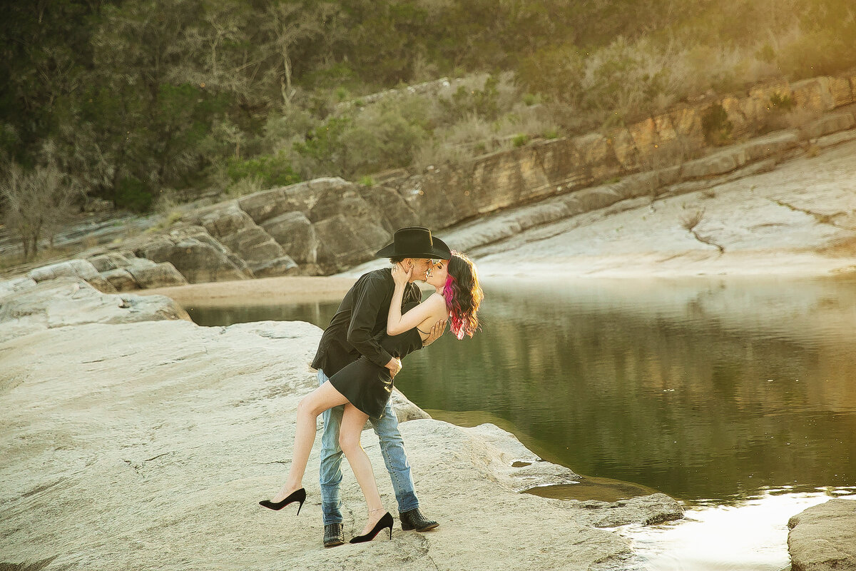 Looking for engagement photography in Temple, Belton, and Killeen? Celebrate your love with stunning photos. Book your session today!