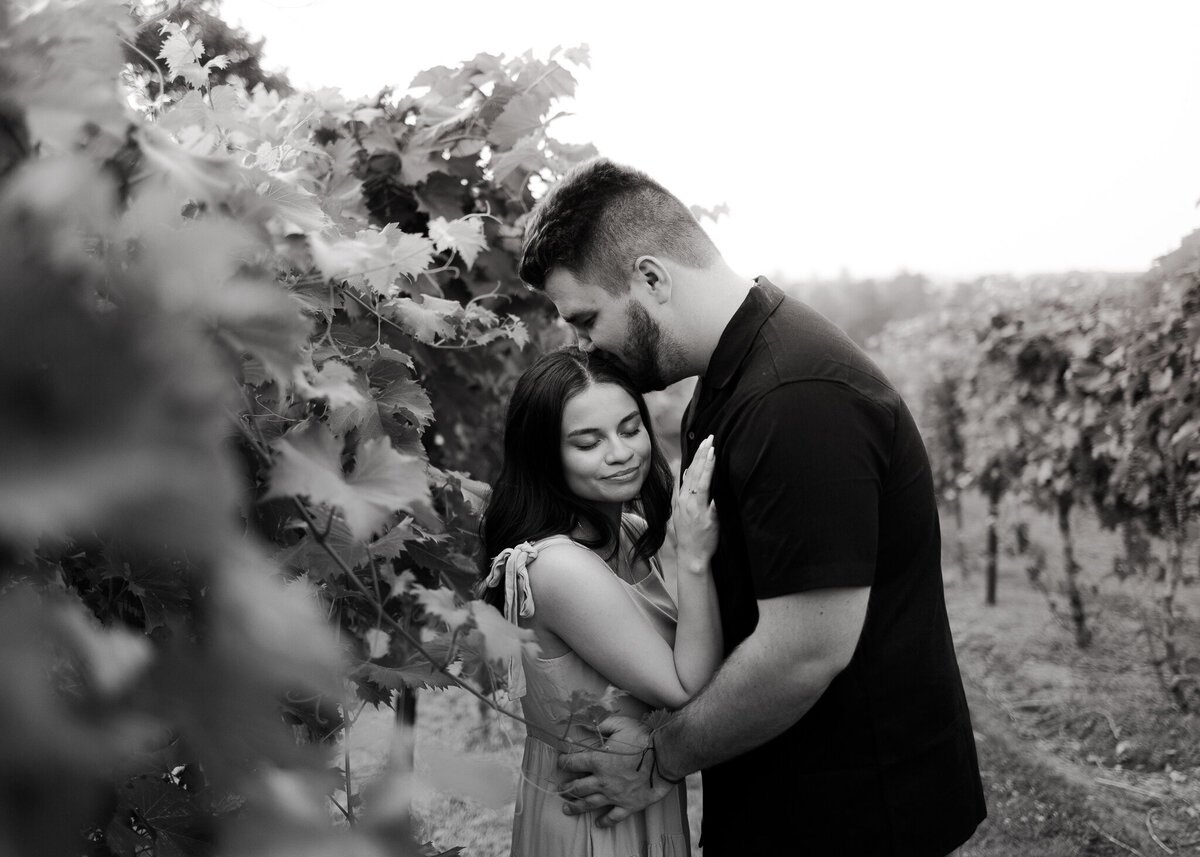 Ashlynn Shelby Photography_ Arrington Winery Engagement Shoot-20