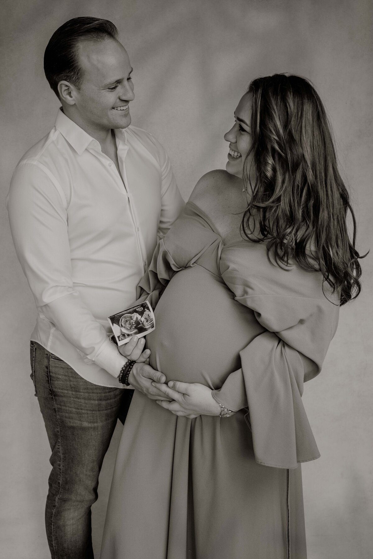 zwangerschapshoot-studio-amsterdam-noord-leukfotografie-15