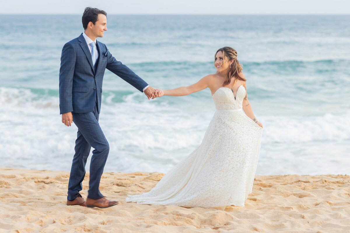 Timeless portrait at a Kauai beach elopement
