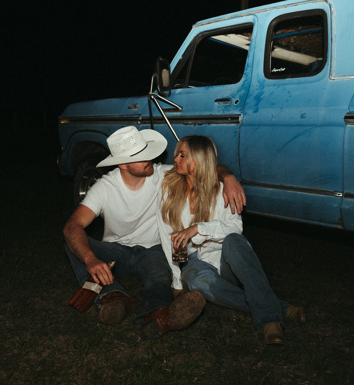 presley-gray-nighttime-western-montana-engagement0422