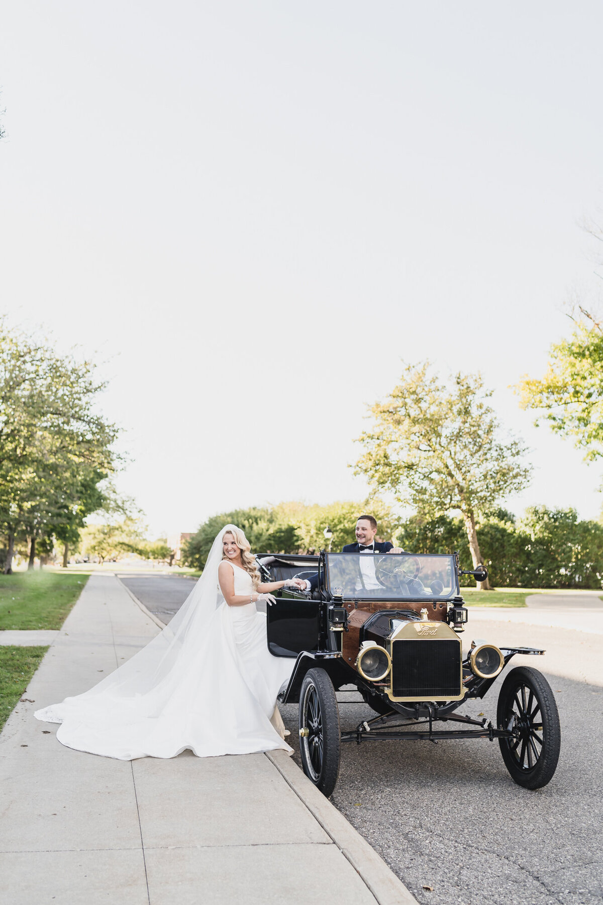 A TIMELESS ROMANTIC CLASSIC DUSTY BLUE BLACK TIE LOVETT HALL LUXURY WEDDING AT GREENFIELD VILLAGE IN DEARBORN MICHIGAN BY KARI DAWSON40