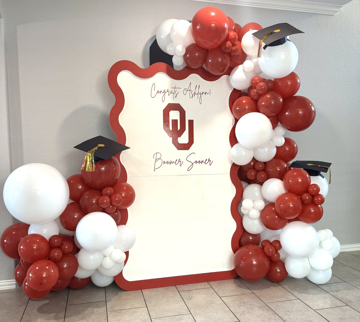 OU graduation balloons