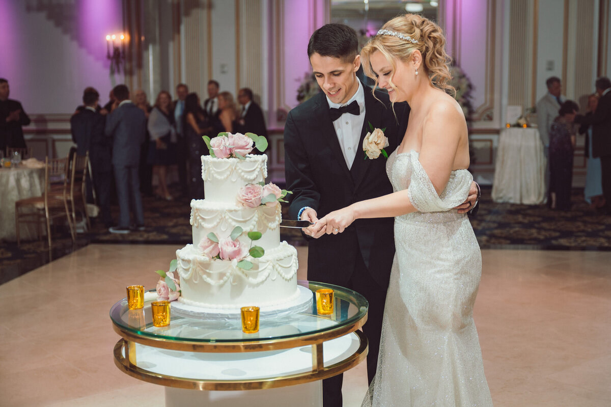 250613-Laura&Alex-Wedding-TheLegacyCastle-PomptonPlains-NJ-Previews-Web-244