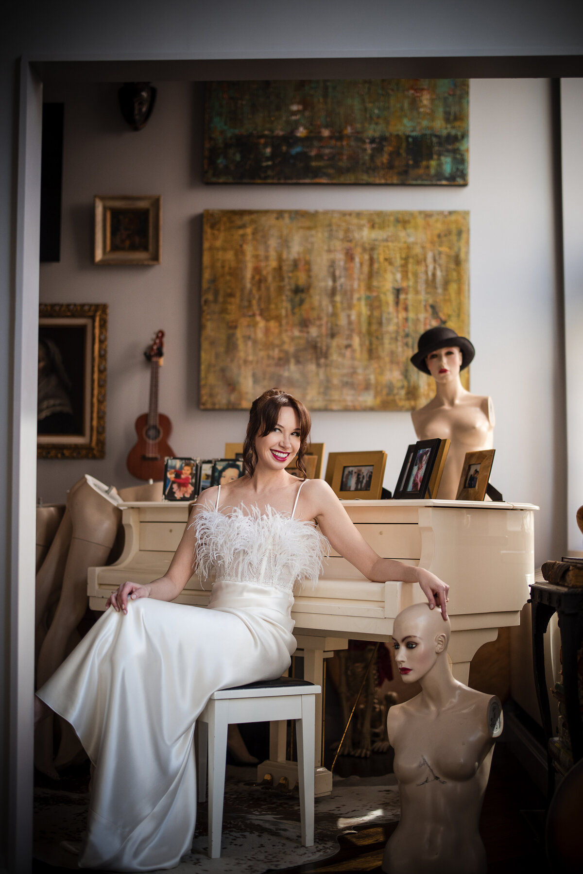 A bride poses for her wedding day photos before her New York luxury wedding