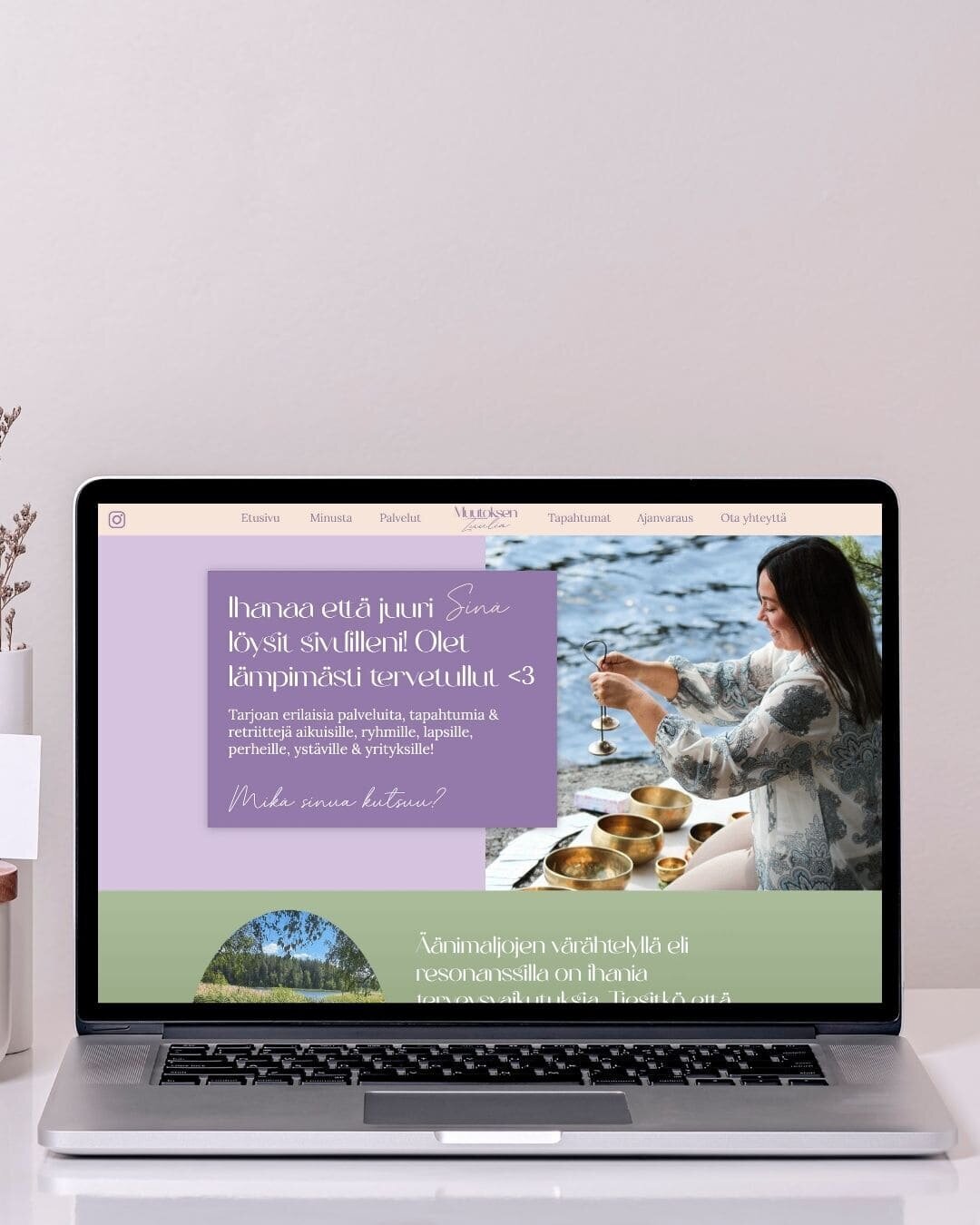 läppäri, jonka näytöltä näkyymuutoksen tuulian nettisivut