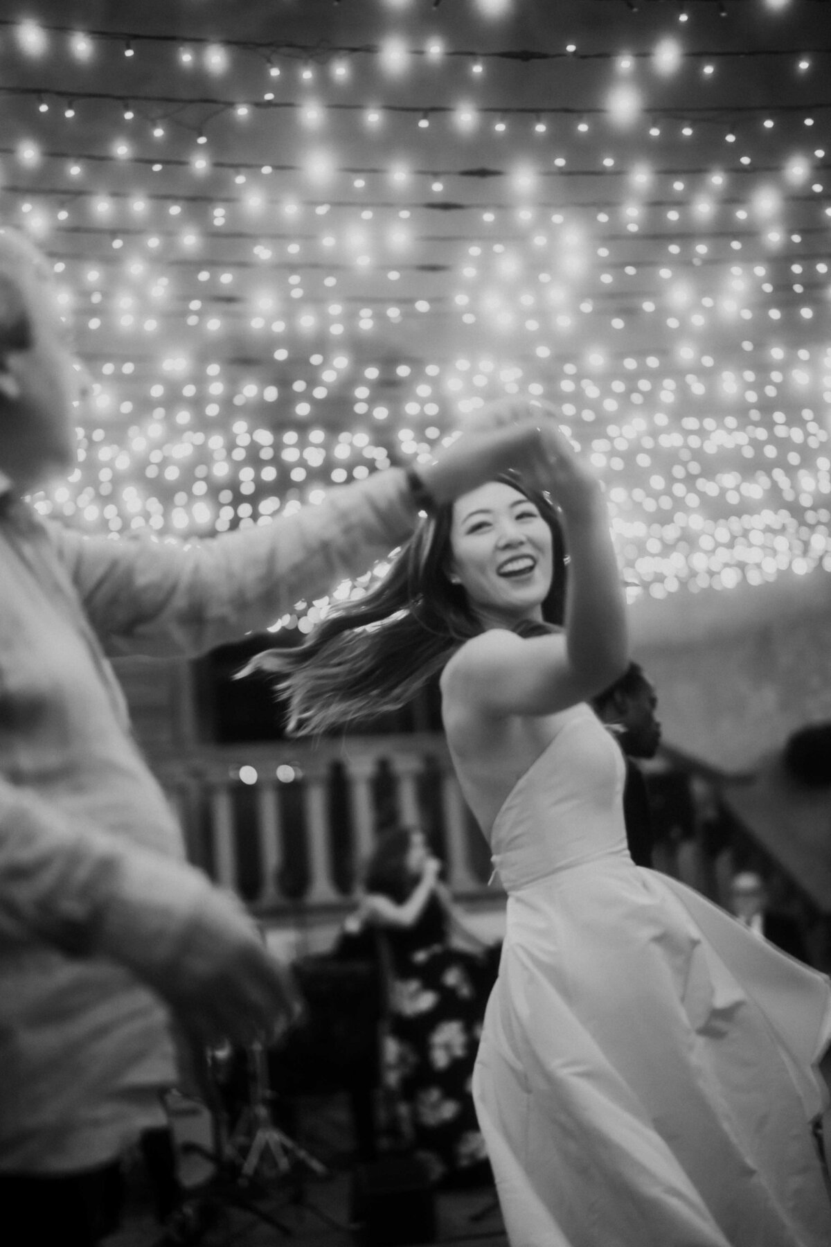 modern bride dancing at villa mangiacane