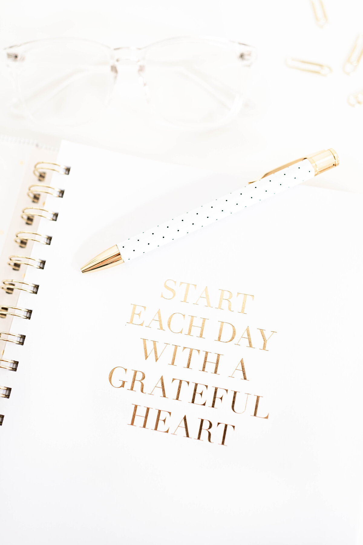 journal that says start everyday with a grateful heart