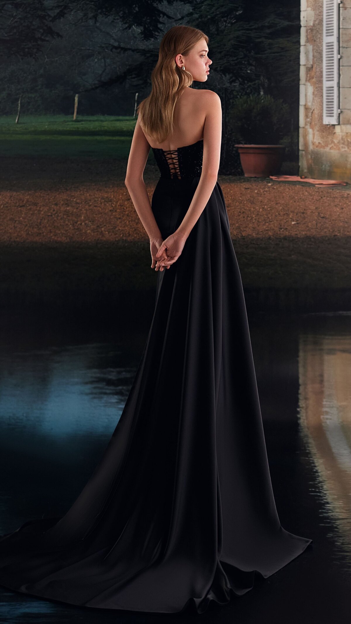 spolecenskesaty21.10.25.38