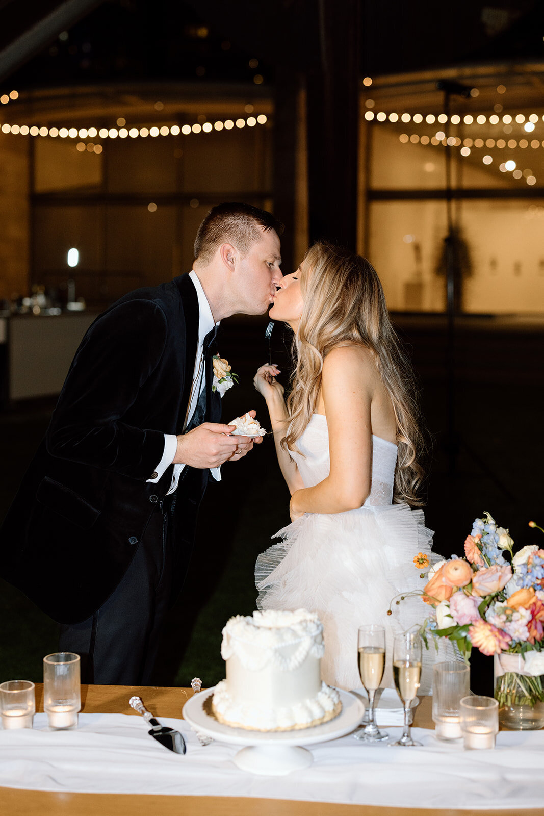 alexa + alex - nasher sculpture center - portraits_ cocktail hour_ + reception - jaycee quinn photography-214