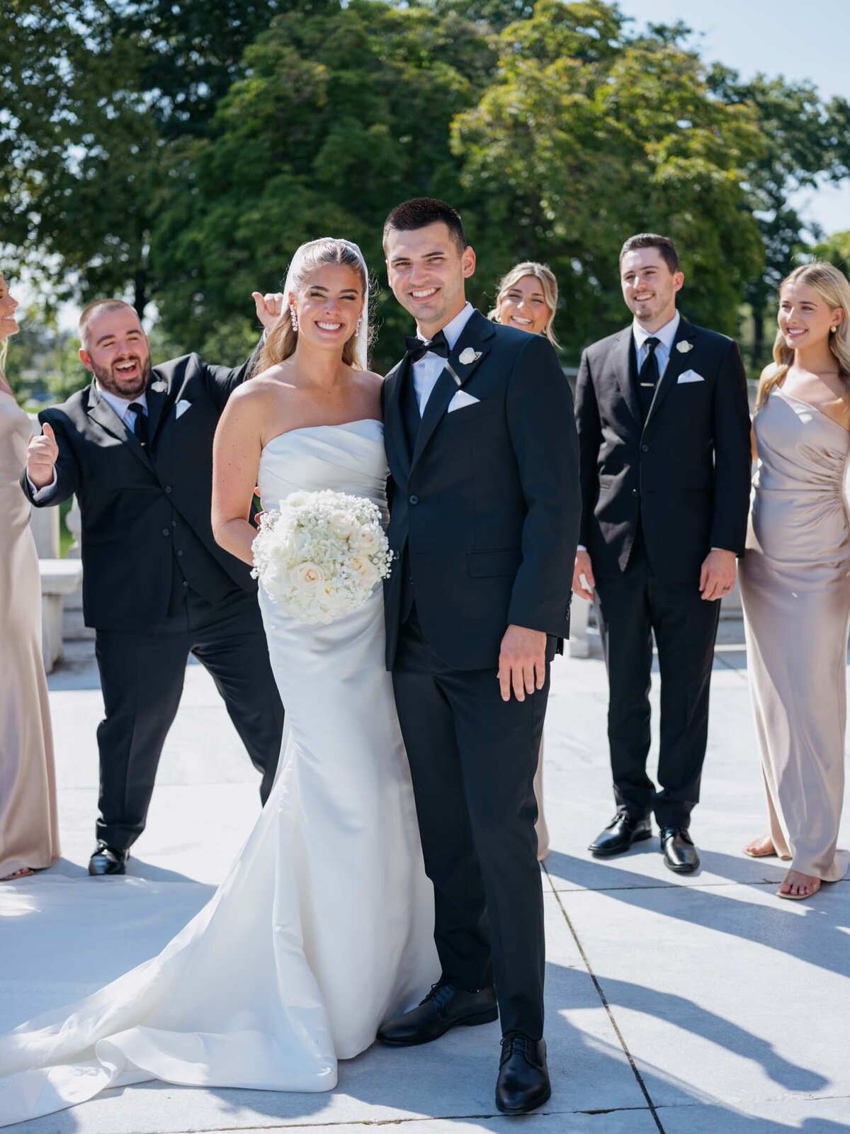Wedding day portraits at the Cleveland Art Museum