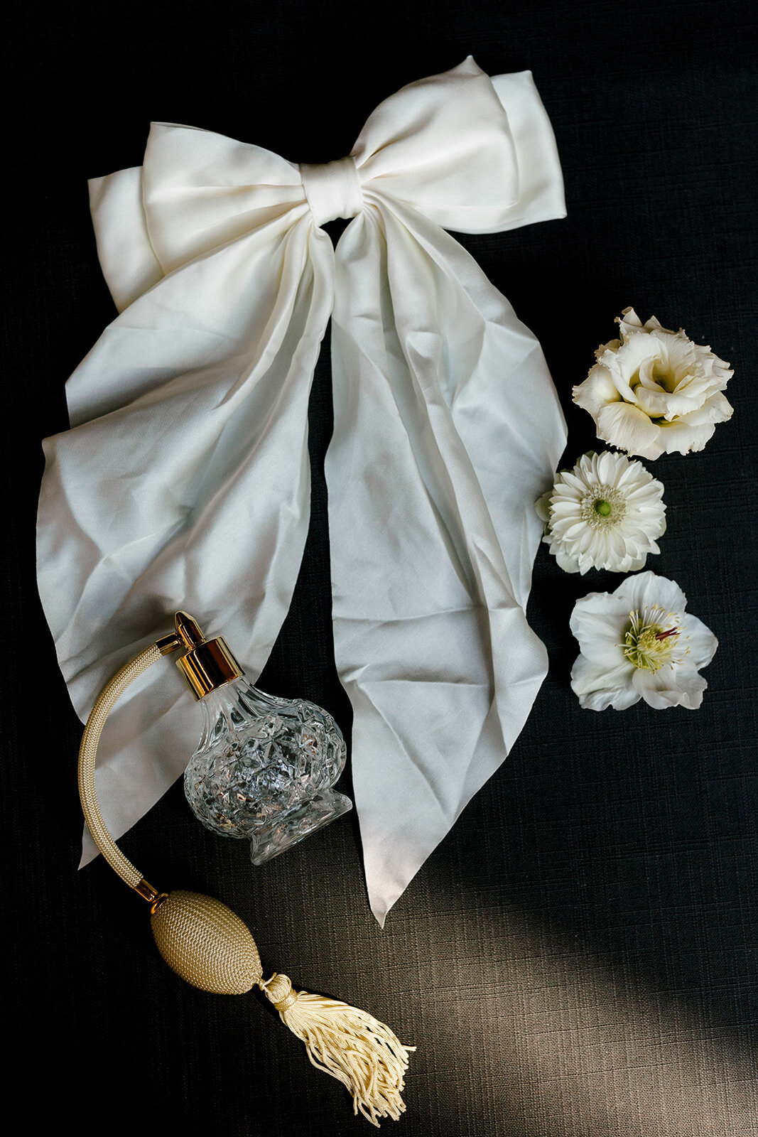 BOOK TOWER DETROIT WEDDING __ LINDSAY ELAINE PHOTOGRAPHY-123
