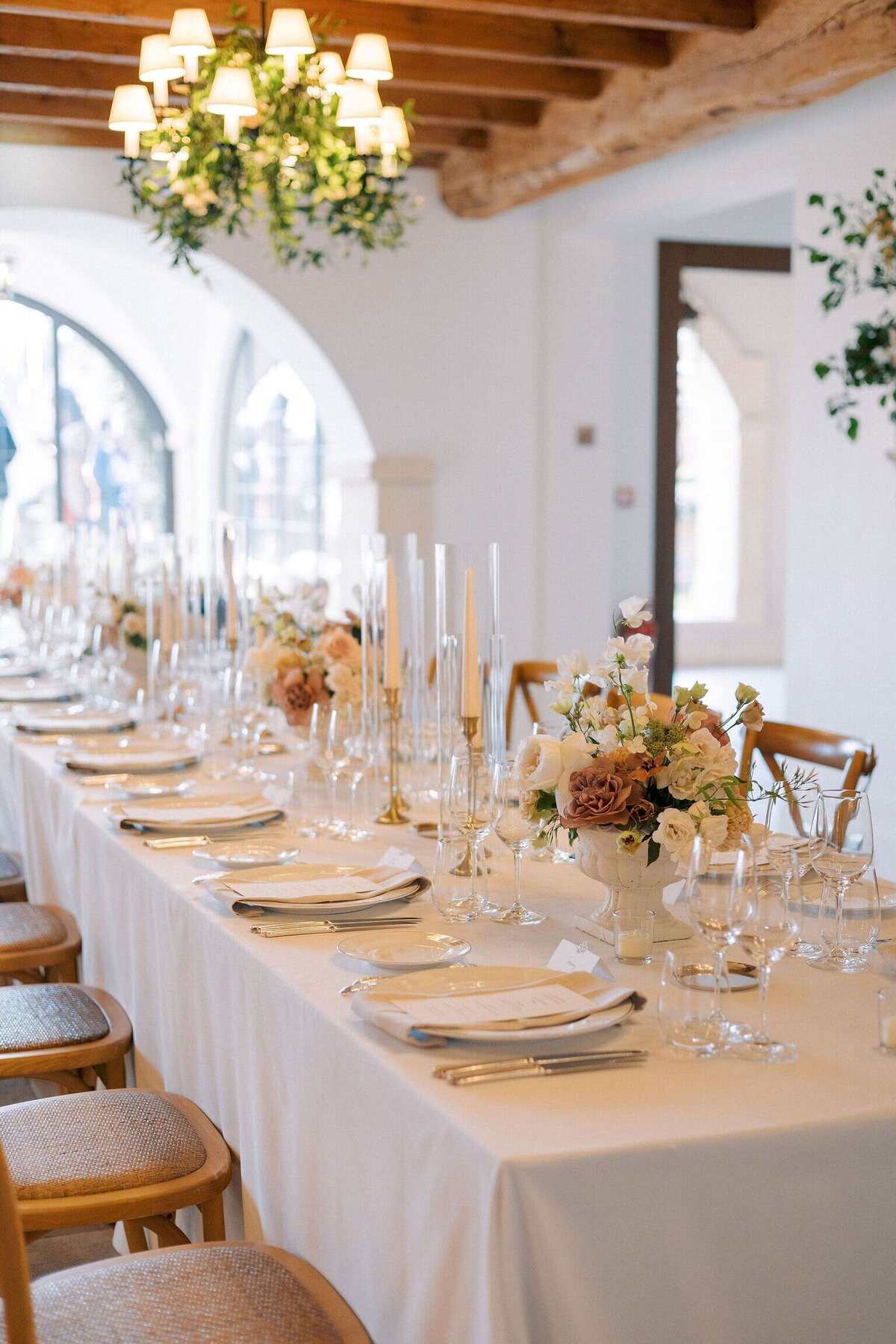 bespoke-wedding-dinner-hotel-coquillage-provence