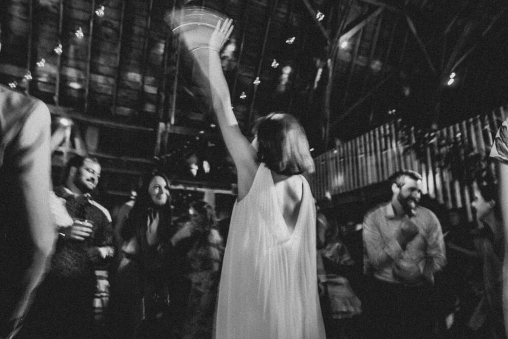 queer-nova-scotia-barn-wedding-photographer-00092-f0eb5269-1000