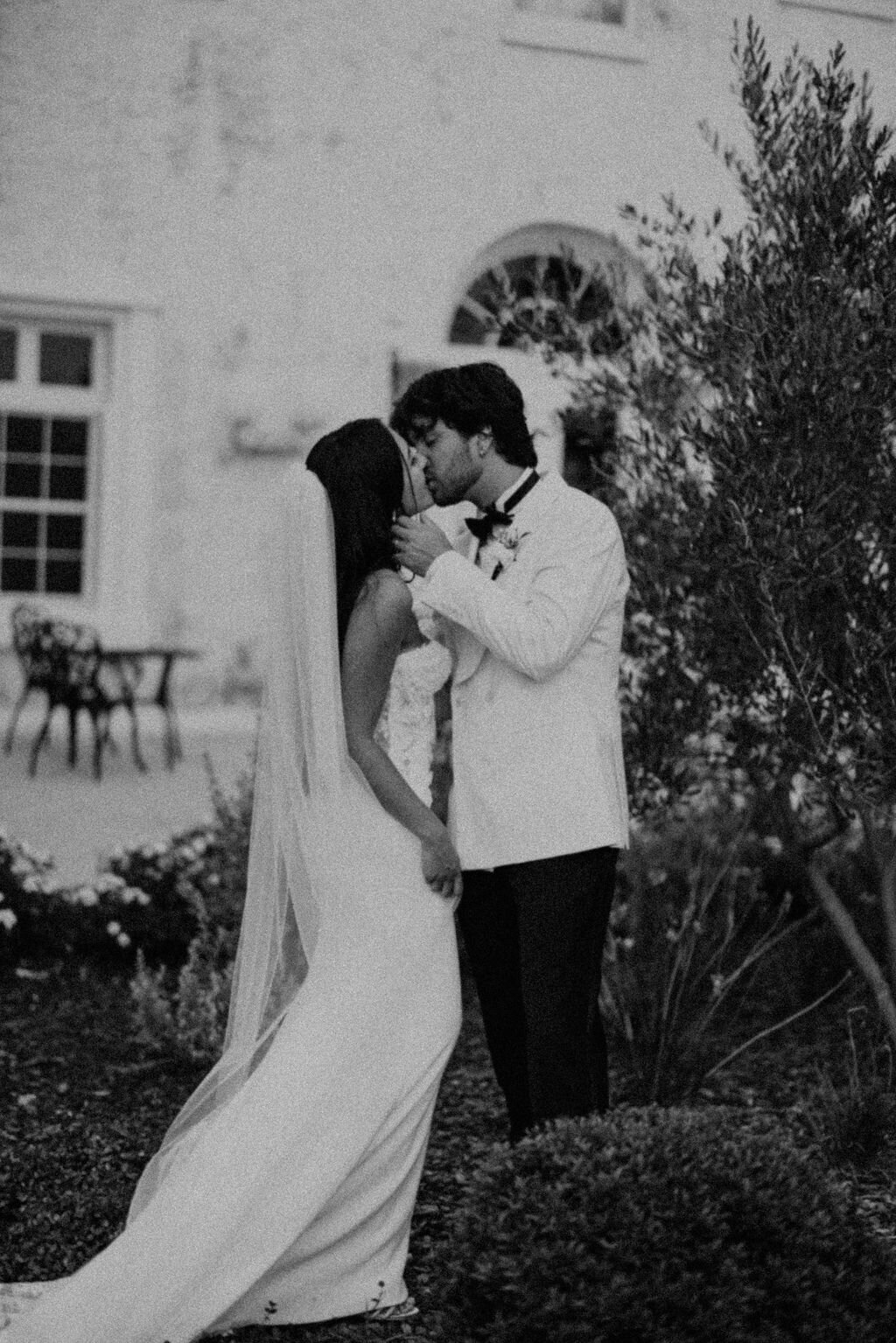 BellaCosaLakeWalesWedding45