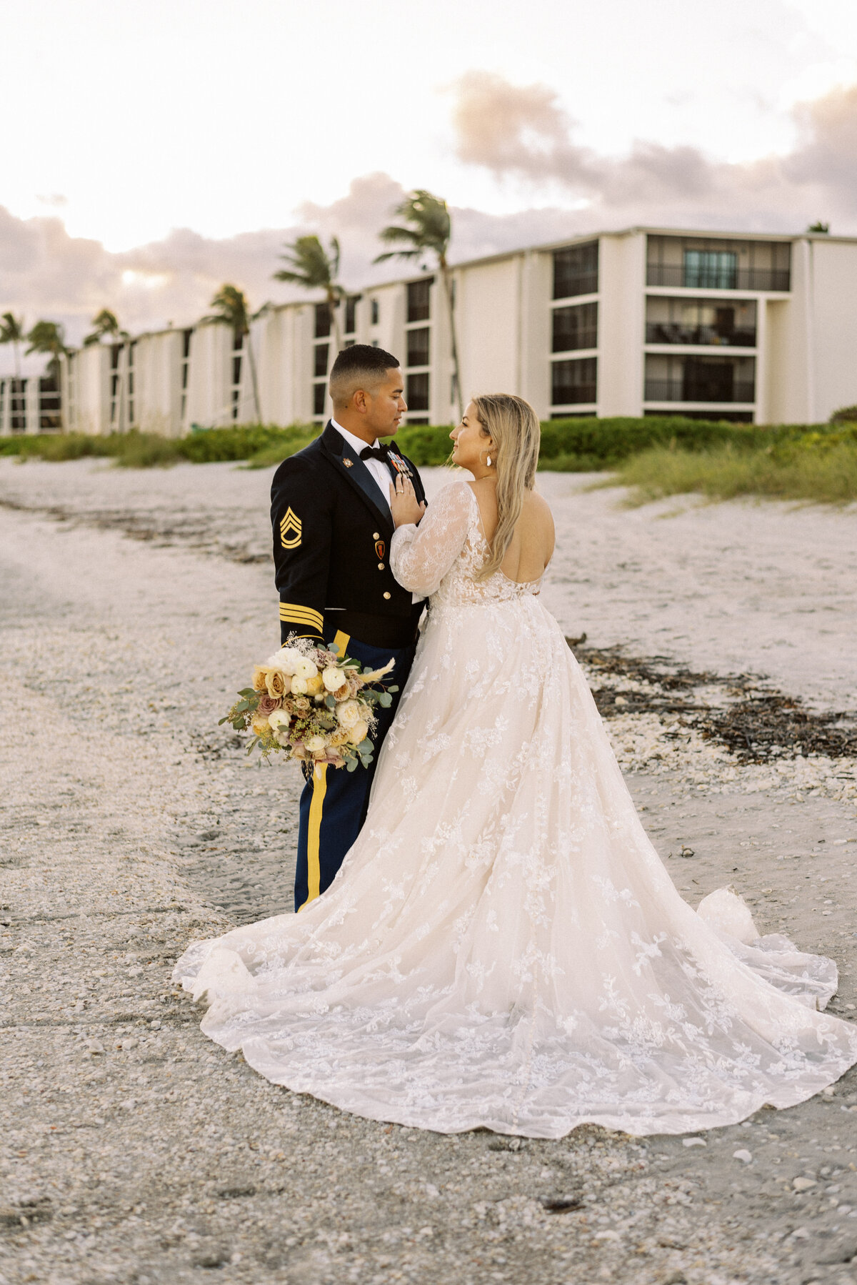 SanibelIslandFloridaWedding_TaylorNicollePhoto-84