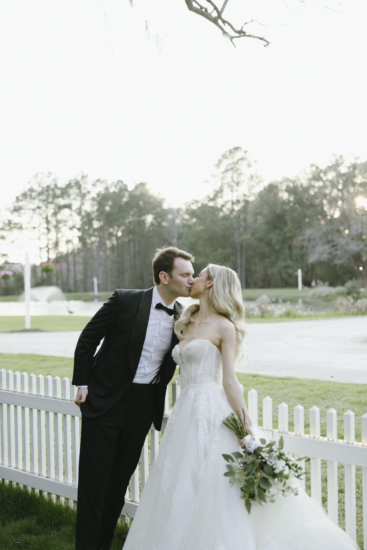 savannah georgia wedding photographer
