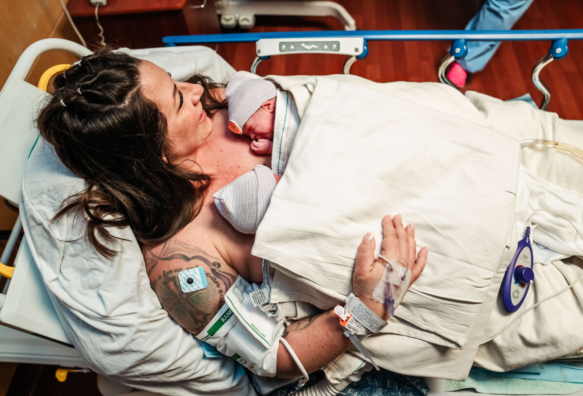 mother-holding-twins-after-delivery-summerlin
