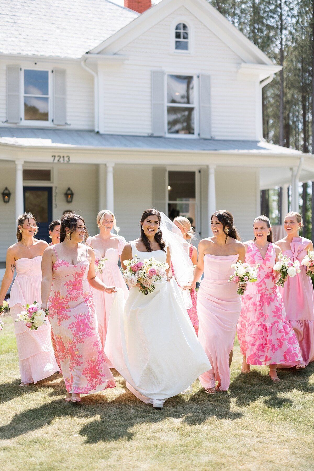 The-Upchurch-Cary-Wedding-Photographer-Timeless-Spring-Wedding-Sarah-Hinckley-Photography-valkeaton2025-_0031