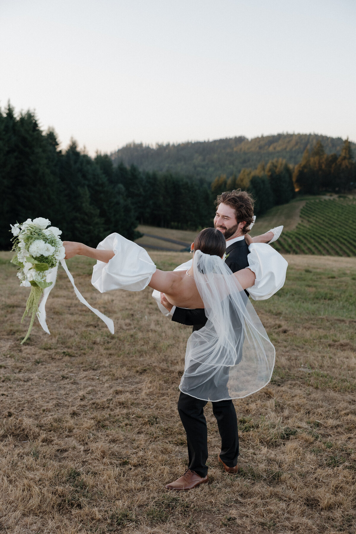 RWP_Oregon_Wedding_Photographer_LushLove-174