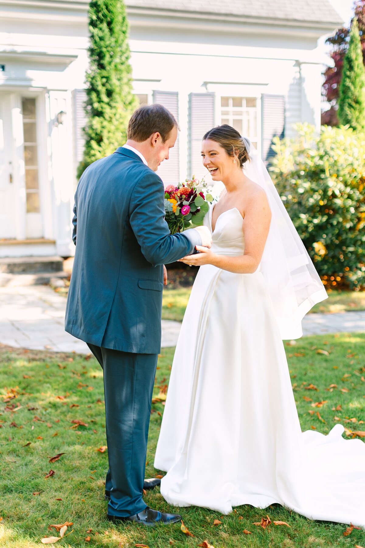 Live_Well_Farm_Colorful_Fall_Wedding_Harpswell_Maine_Photography_0020