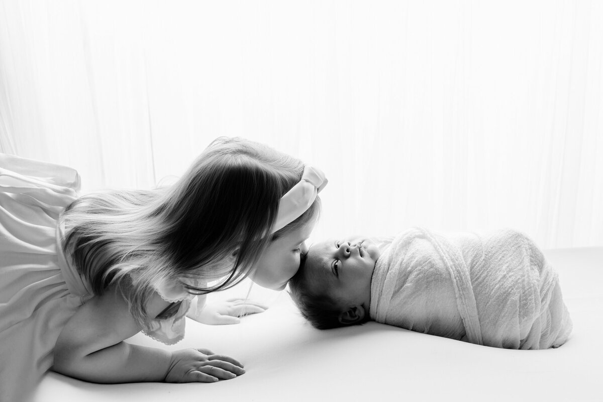 best NWA newborn portraits, newborn photoshoot near me, Northwest Arkansas newborn portrait studio, best NWA baby photographer