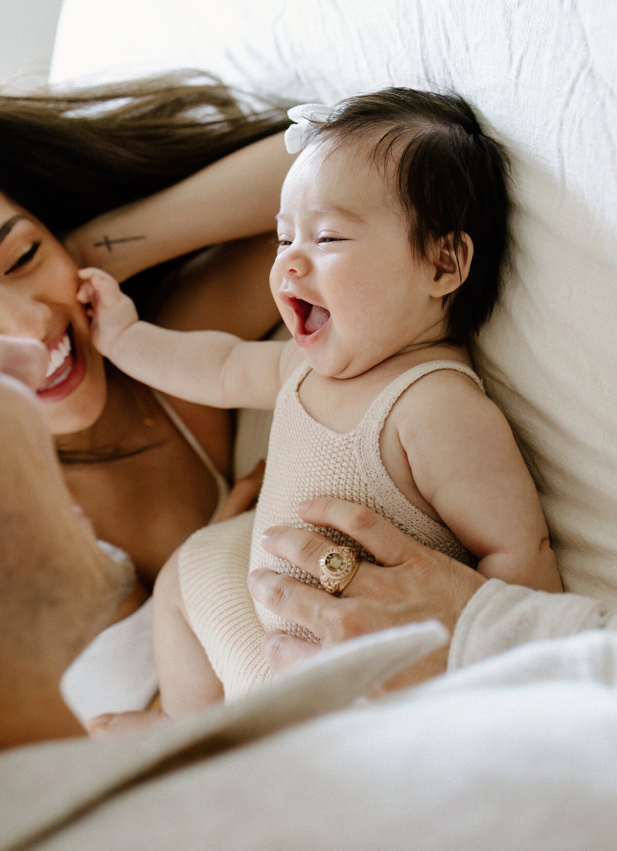 Austin-Lifestyle-Photographer-HarwellNewbornStory-91