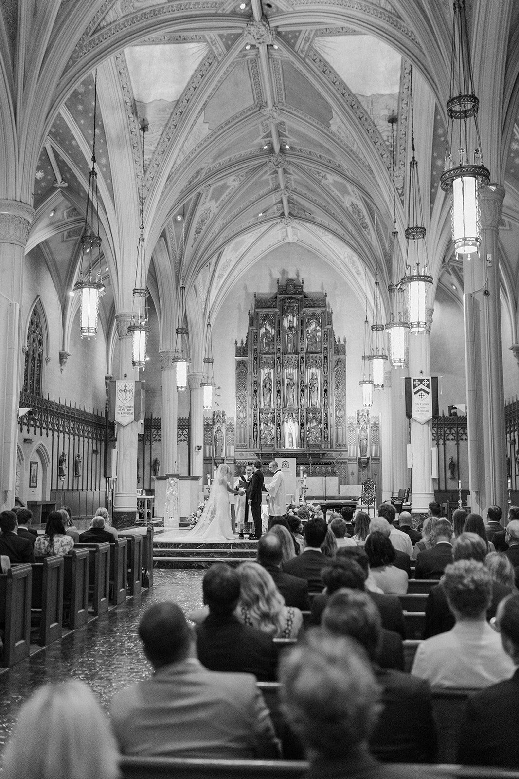 classic-romantic-film-inspired-wedding-photography-ohio-3