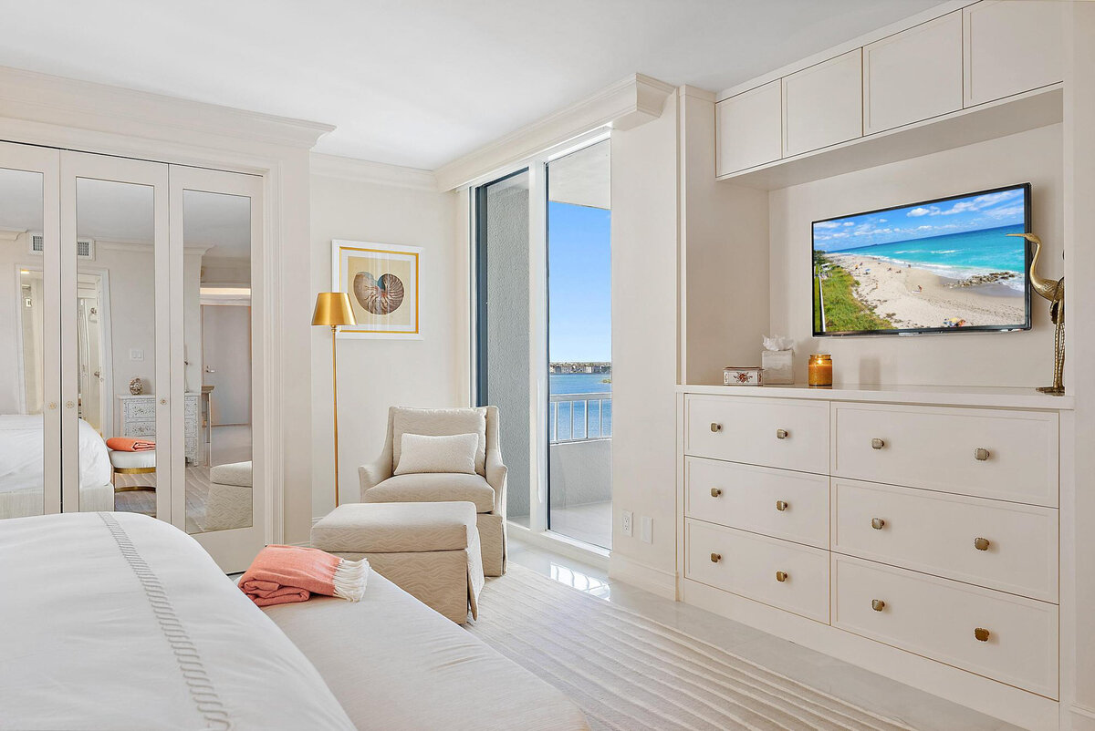 Interior-Concierges-Golden-Palms-Palm-Beach-Interior-Designer-25