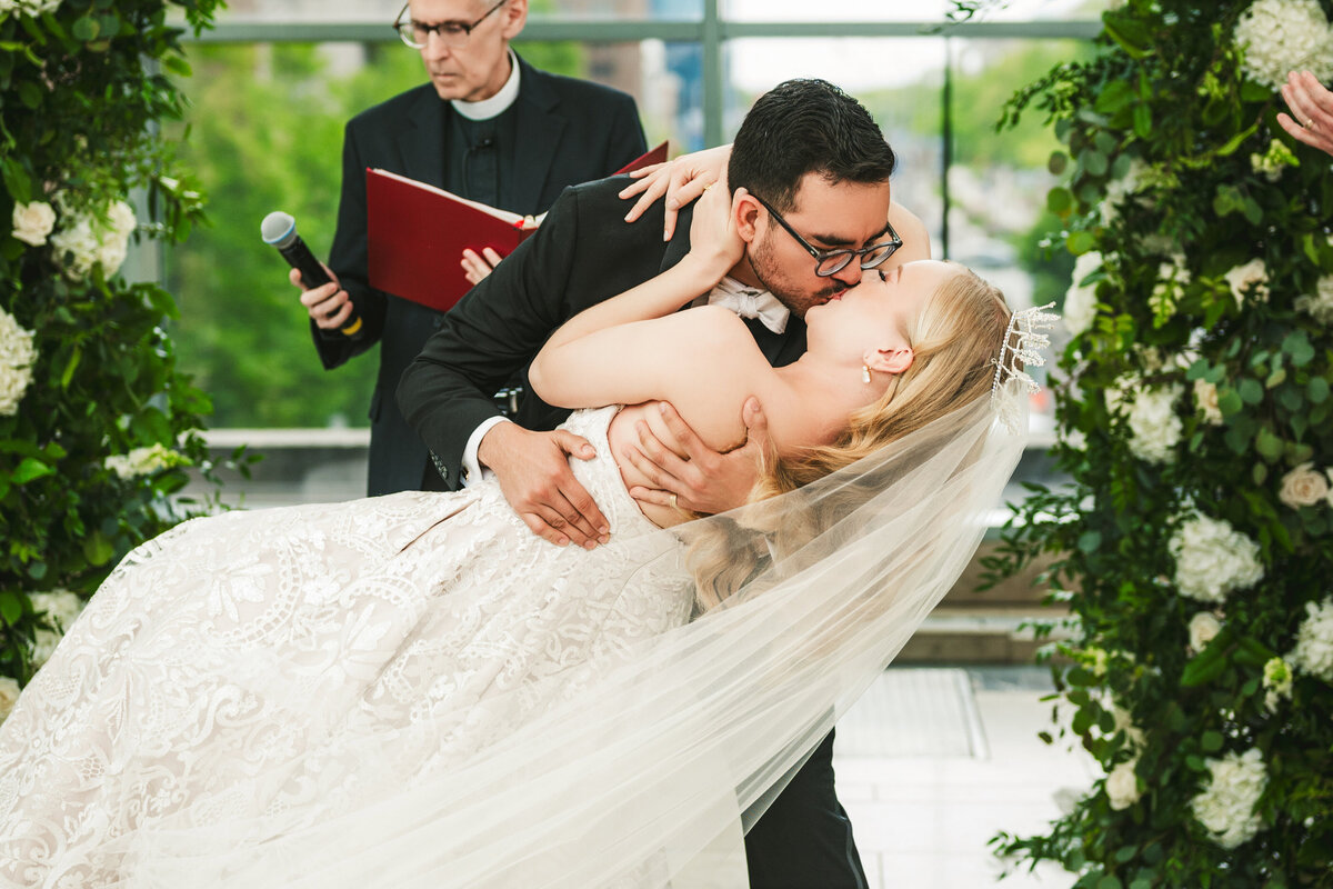 indanapolis-arts-garden-hayley-alexandro-wedding-599