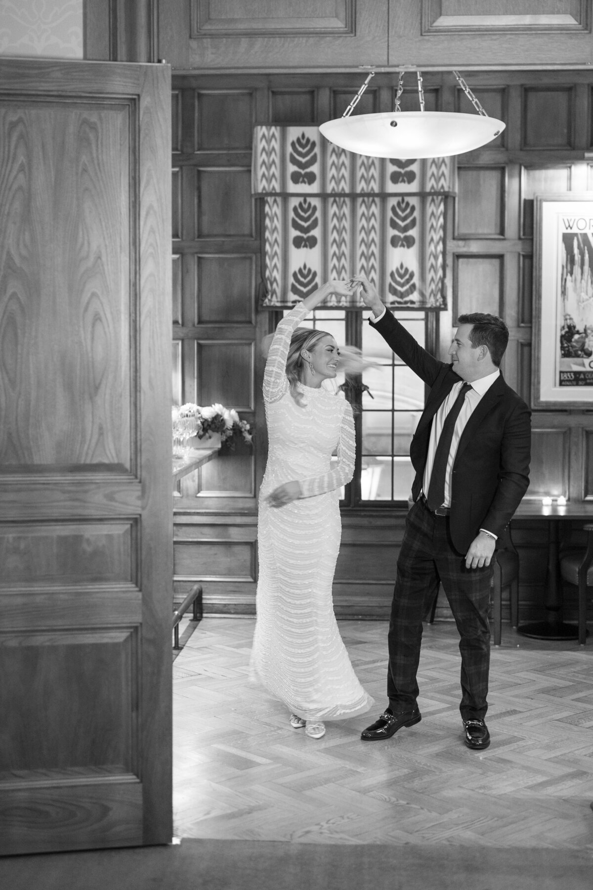 chicago-luxury-winter-wedding-at-old-st-pats-46
