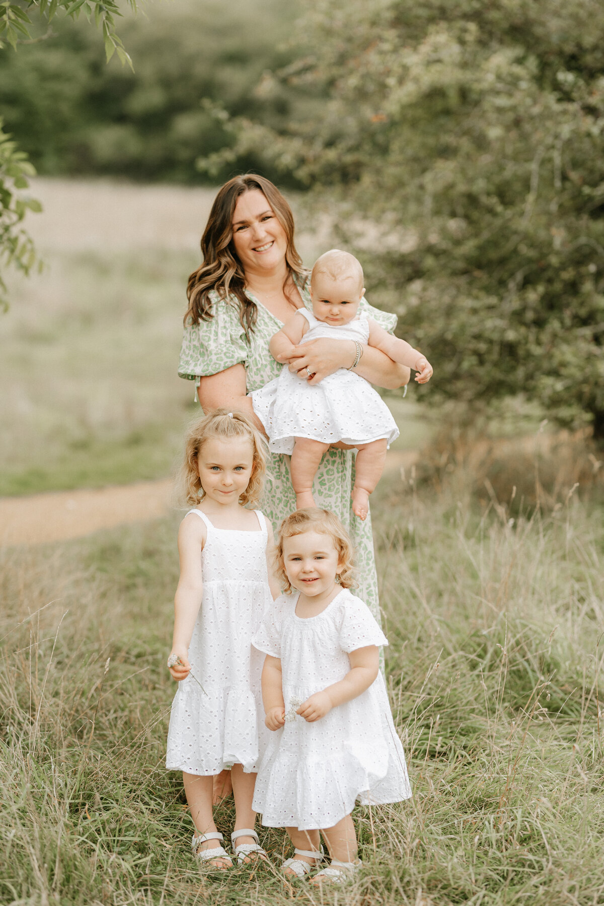 familyphotoshoot-megandaisystudio-14
