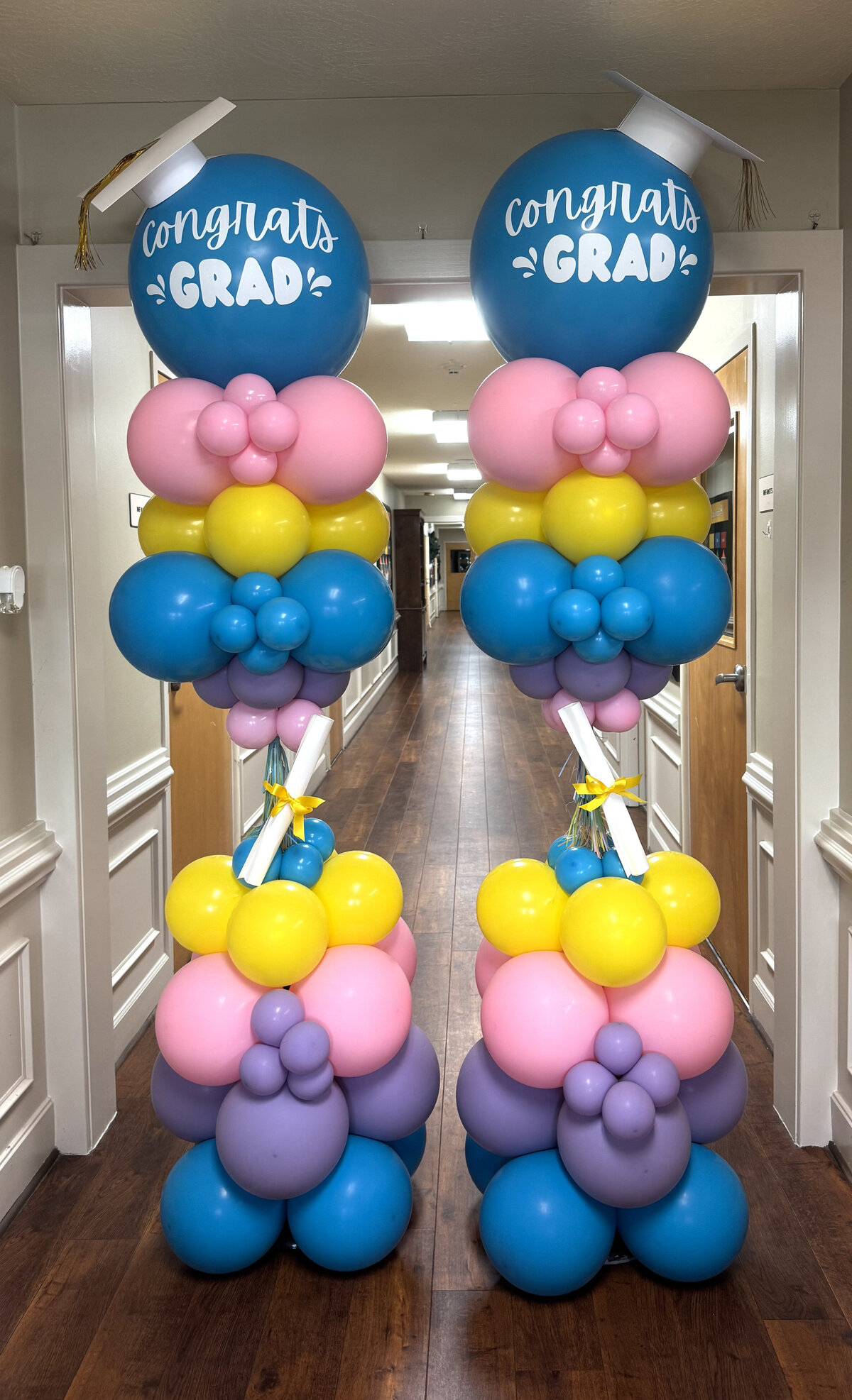 graduation balloons