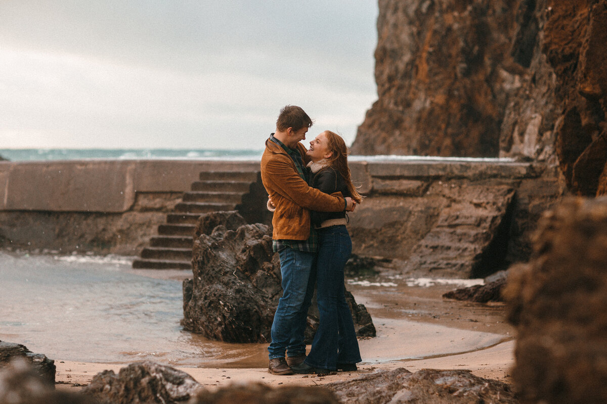 Engagement shoot_couples session_wild winter shoot_Hope Cove_020