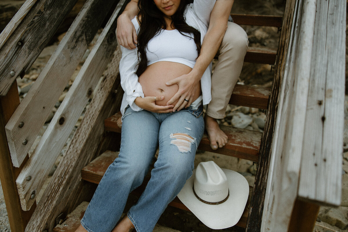 Lex-and-Zach-Laguna-Beach-CA-Maternity-Miranda-Florer-Photo-124