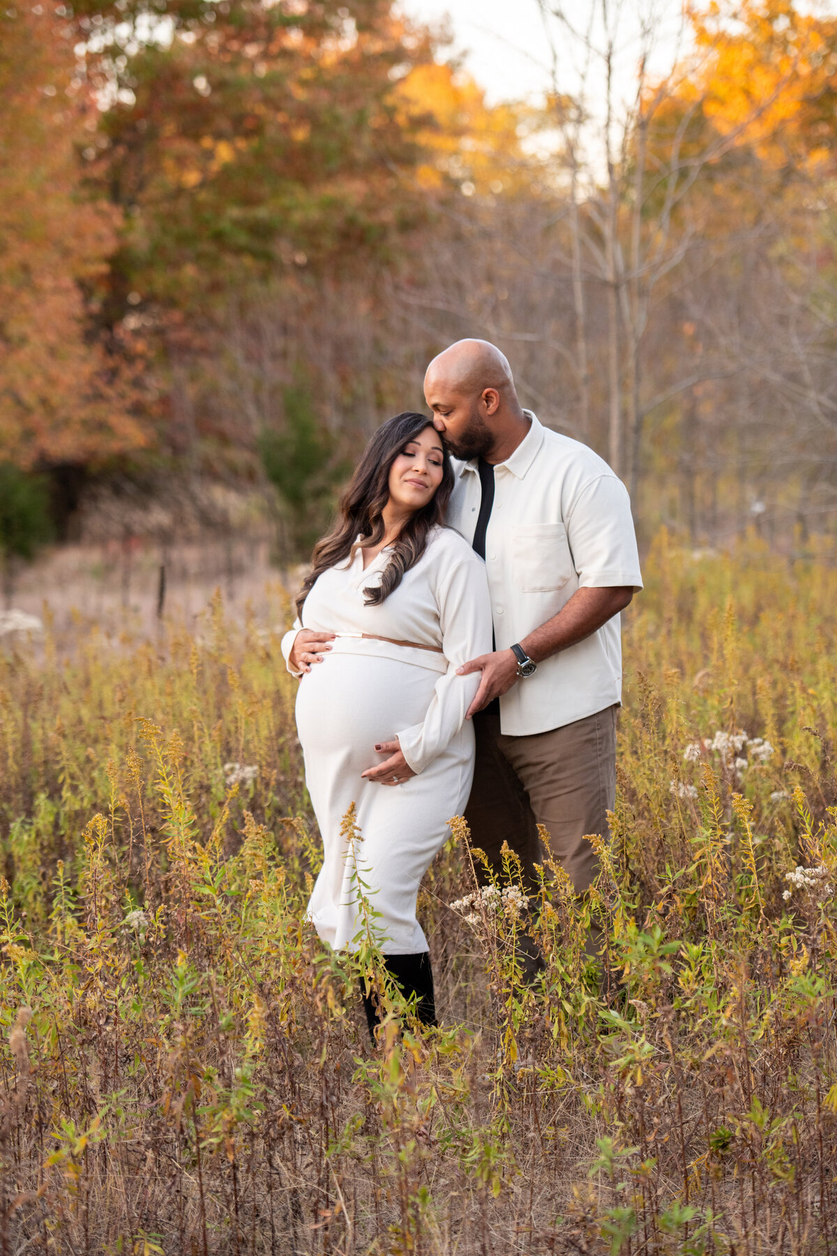 pregnant_couple_fall_portrait