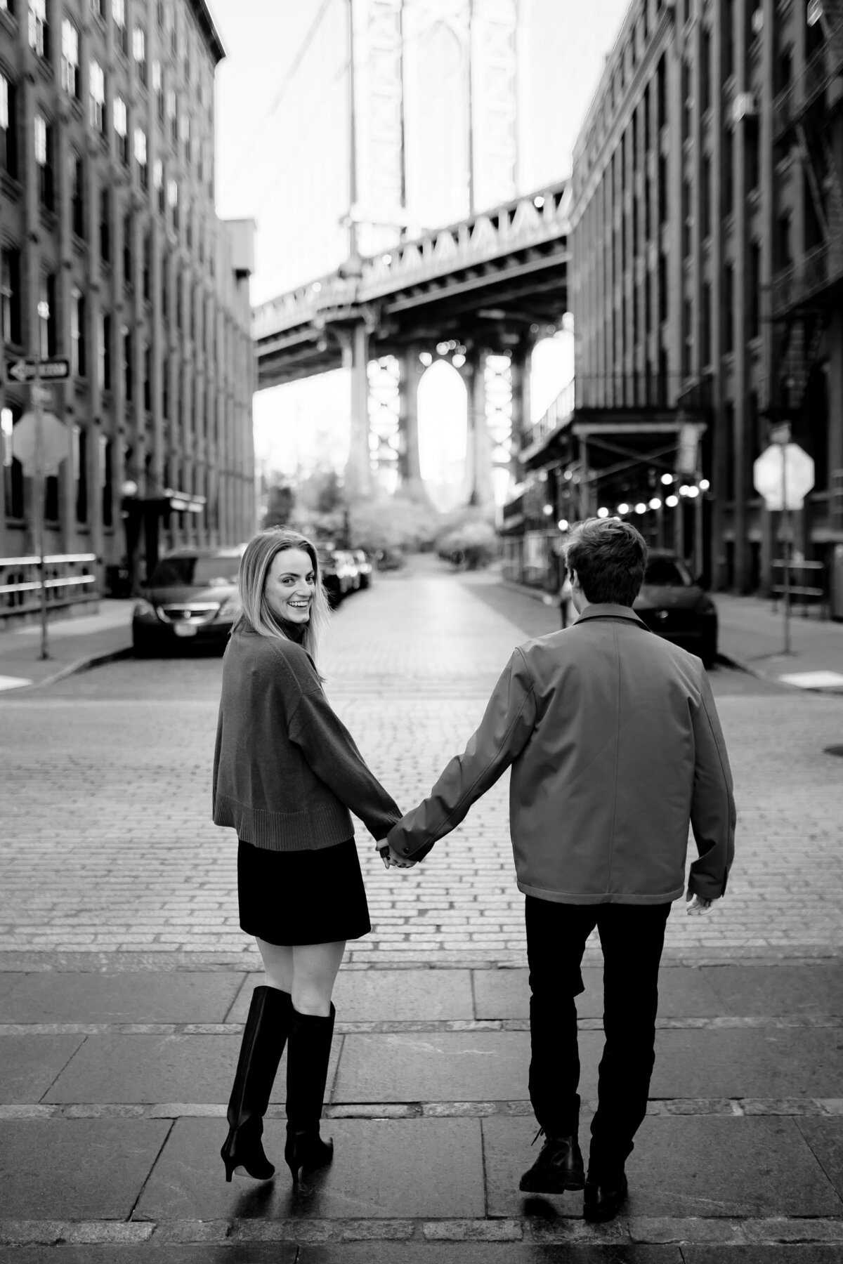 Brooklyn Bridge Engagement Photos 4