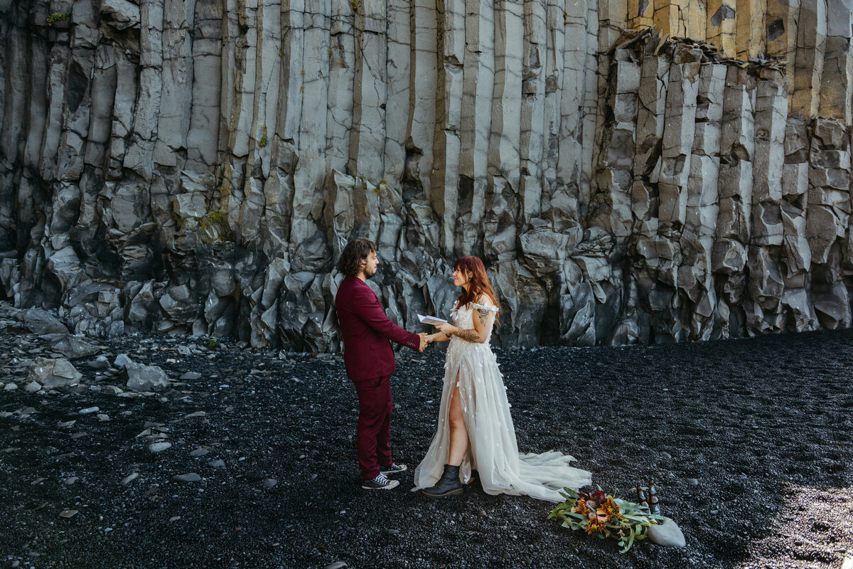 REYNISFJARA Iceland Elopement -22